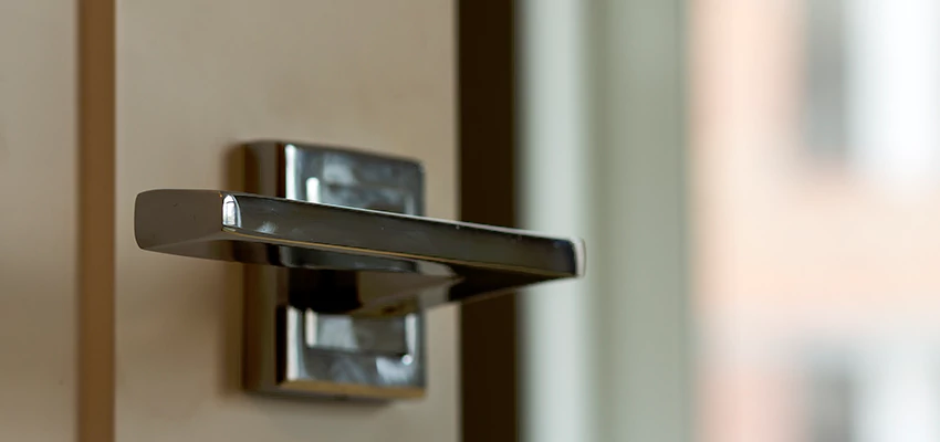 Door Lever Knob Repair in Lake Arrowhead, California