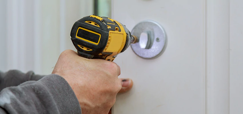 Street Locksmith For Smart Lock Repair in Lake Arrowhead, CA